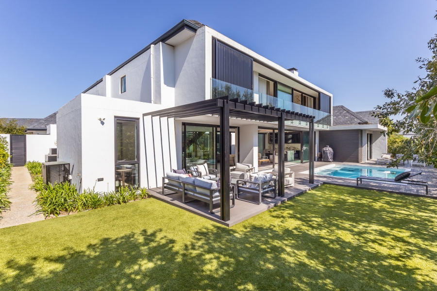 4 Bedroom Property for Sale in Pearl Valley at Val de Vie Western Cape